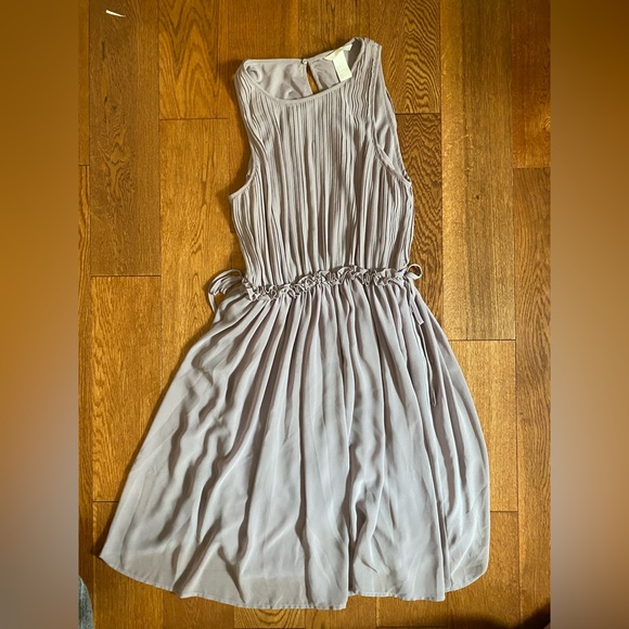 Purple Ruffle H&M Dress - Picture 1 of 3